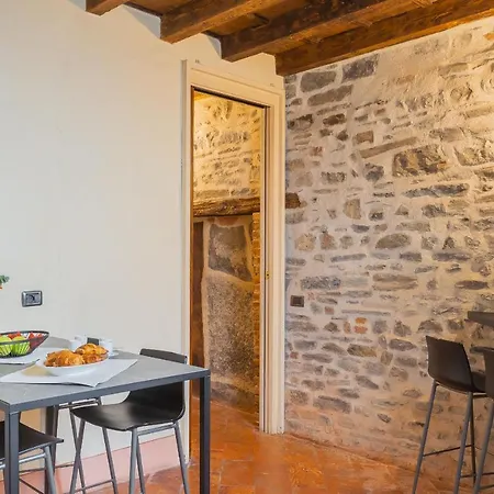 Apartment Antiche Mura By Rent *