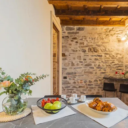 Apartment Antiche Mura By Rent *