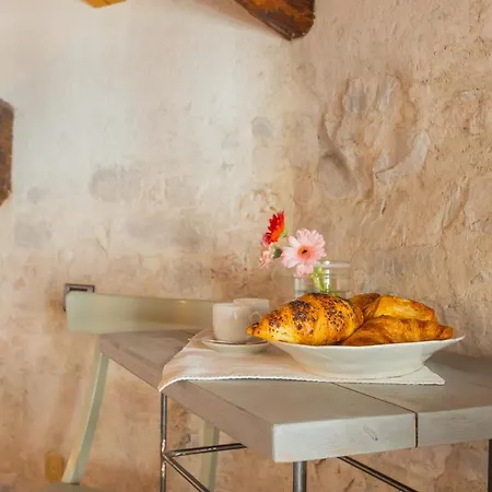 Apartment Antiche Mura By Rent *