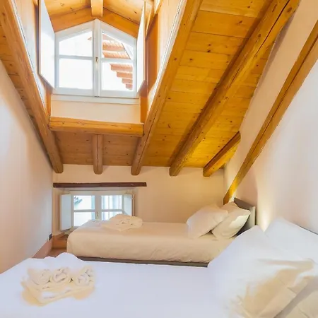 Antiche Mura By Rent Apartment Como