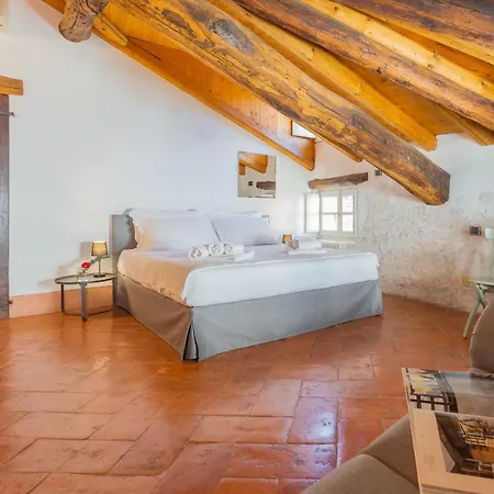 Apartment Antiche Mura By Rent *